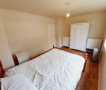 Leahurst Crescent, Birmingham - Photo 1