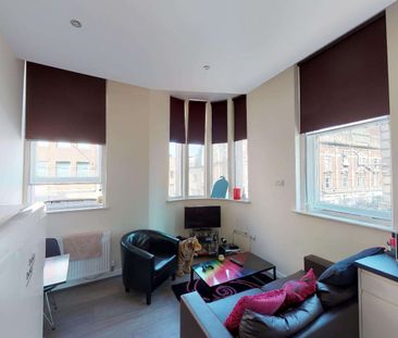 Flat 1, Refuge Assurance House, 6 Orchard Street, S1 2GX - Photo 1