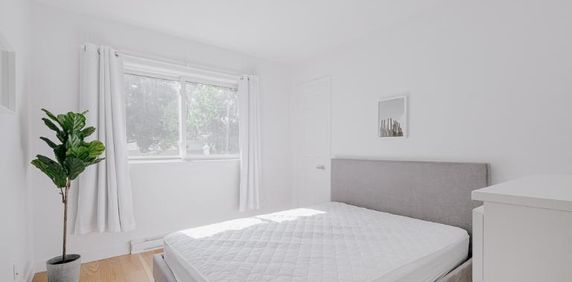 3 ½ entièrement meublé à louer Sainte-Foy / Sillery novembre 2025 - Photo 2