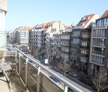 Gemeubeld 3-slaapkamer appartement in het centrum van Knokke, op de... - Photo 6