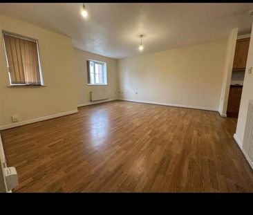 2 Beds - Apartment - - Photo 3