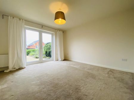 Heather Drive, Pontefract, WF8 2FG - Photo 5