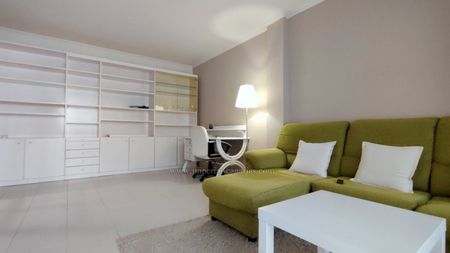 3 Bed Flat / Apartment to Rent - Photo 5