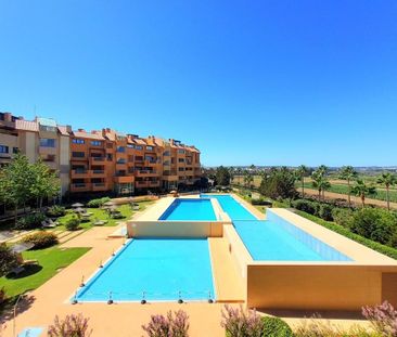 Luxury Flat for rent in Sotogrande, Andalusia - Photo 4