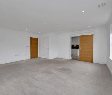 3 bedroom apartment to rent - Photo 1