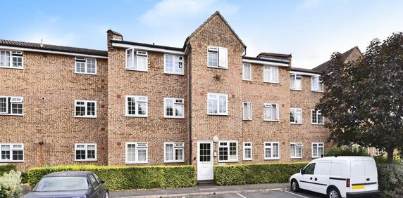 Ashdown Way, Balham SW17 - Photo 2