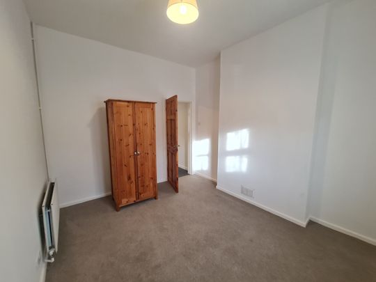 2 Bedroom Flat - Photo 1