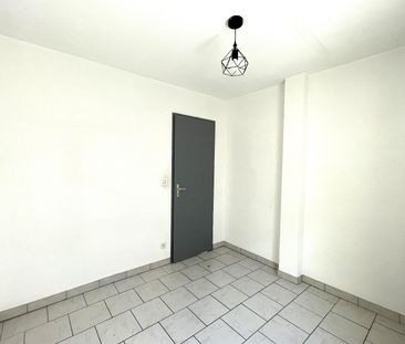 Location Appartement 3 pièces 49m² PORTES LES VALENCE 26800 - Photo 2