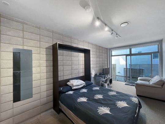 ***Welcome to W1.04A REVOLUCION APARTMENTS!*** - Photo 1