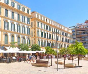 Alquiler de piso en Plaza de la Merced s/n - Photo 2