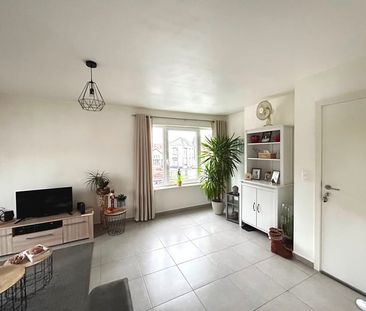 Appartement te huur - Photo 1