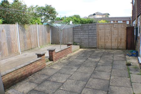 Beecholme Drive, Ashford - Photo 4