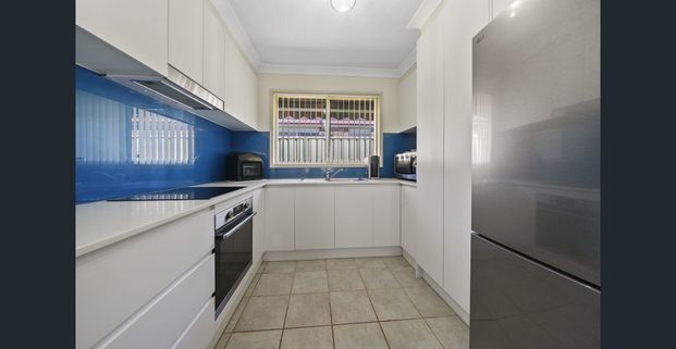 IMMACULATE FAMILY HOME !!! - Photo 1