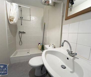 Location Appartement 1 pièce 18m² ST ETIENNE 42000 - Photo 3
