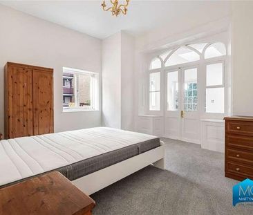 Woodside Park Road, North Finchley, London, N12 - Photo 3