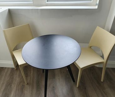 Studio to rent - Photo 5