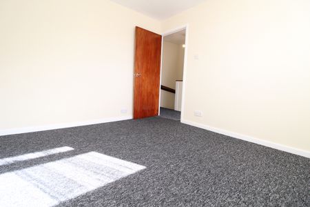 3 Bed Semi for Rent in Orchard Hills, Walsall, WS5 - Photo 2