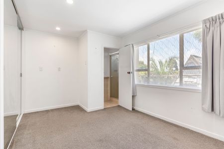 91A Gossamer Drive Pakuranga - Photo 5