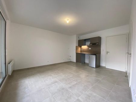 Près d'Arènes - T2 - 40 M² - Photo 2