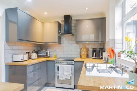 2 bedroom terraced house to rent - Photo 5