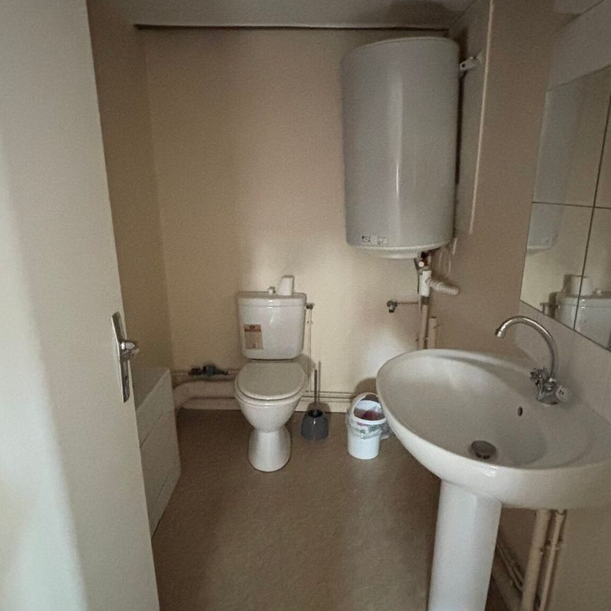 Appartement Duplex 24m² – Location BEGIP - Photo 1