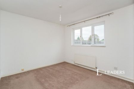 3 bedroom bungalow to rent - Photo 4