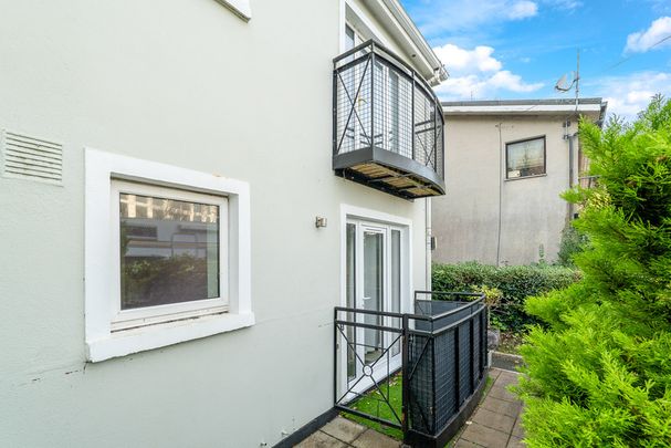 Marine Villas Apartments, Howth, Co. Dublin, D13 VW56 - Photo 1