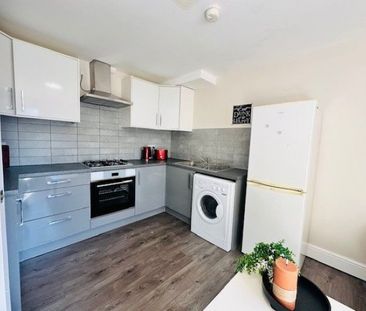 House Share Marsh Lane Flat,, PRESTON, Lancashire PR1 8NL - Photo 4