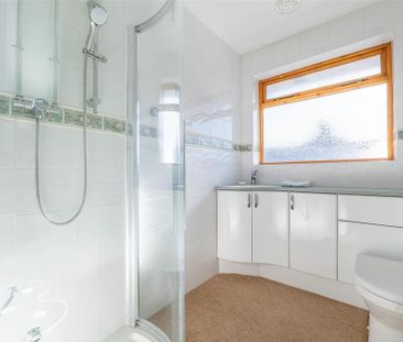 3 bedroom detached house to rent - Photo 3