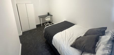 158A Woodsley Road, Flat 9, LS2 9LZ, Leeds - Photo 3