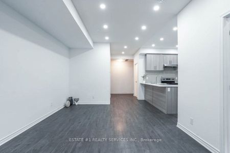For Lease - 7 Falaise Road Unit# A (Bedrm 2), Toronto, Ontario - Photo 4