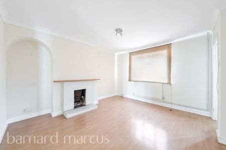 Addison Gardens, Surbiton - Photo 2