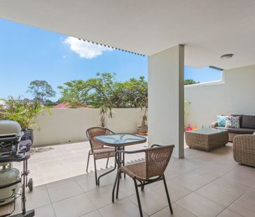 Modern 2-Bedroom Unit in Prime Location - Photo 1