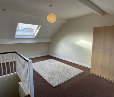 3 bedroom terraced house to rent - Photo 4