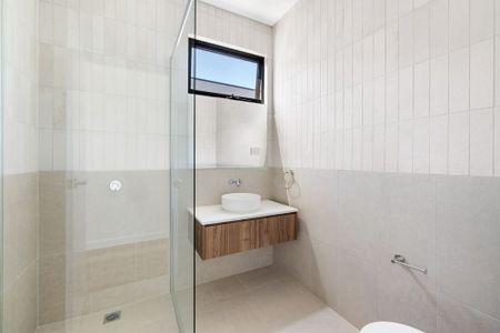 STUNNING BRAND NEW TWO BED TOWNHOUSE IN FANTASTIC LOCATION! - Photo 5