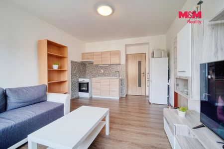 Pronájem bytu 2+kk 44 m², Masarykova 904, Plzeň Doubravka - Fotografie 4