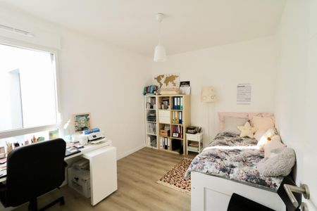 Appartement T3 à louer La Roche Sur Yon - 64 m² - Photo 5