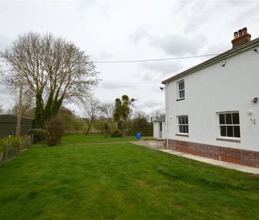 Bush End, Takeley, Bishops Stortford, Herts - Photo 3