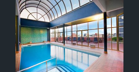 Residences @ 333 Exhibition St – Furnished Apt 2 Bed/2 Bath incl water - Photo 5