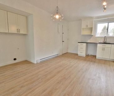 2 CH - 1 SDB - Sainte-Julie - $1,700 /mo - Photo 4