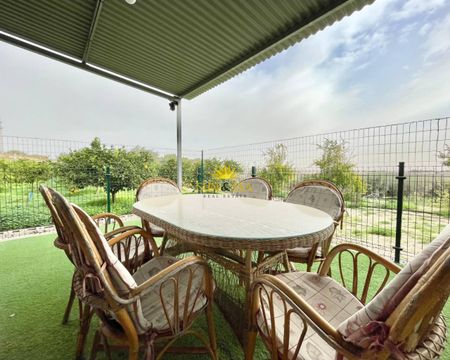 ONE-BEDROOM HOUSE – JACARILLA, ALICANTE - Photo 2