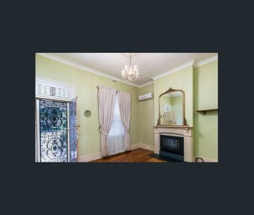 Cosy 2 bedroom home in this sought after location! - Photo 3