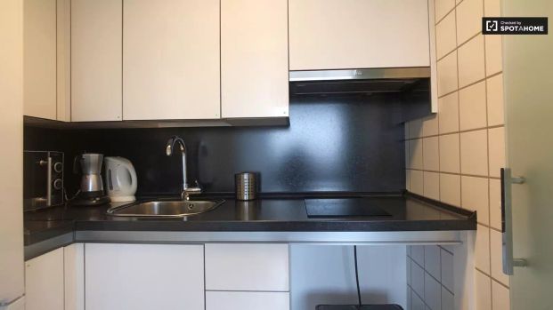 1-bedroom apartment for rent in Castilla, bills included - Photo 1