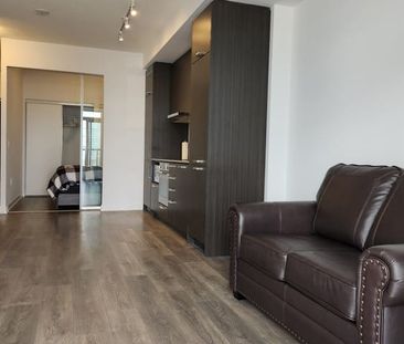 Two bedroom condo for rent Vaughan - Photo 6