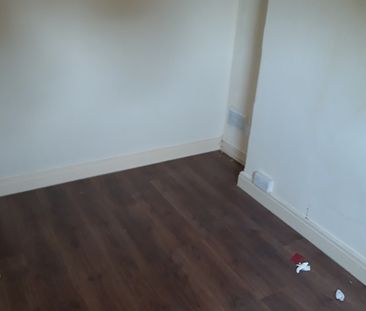 1 Bed Flat, Cleveland Road, M8 - Photo 5