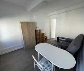 Location Appartement 1 pièces 16 m2 à Saint-Quentin - Photo 1