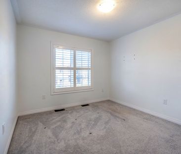 For Lease - 183 Flood Avenue, Clarington, Ontario - Photo 5