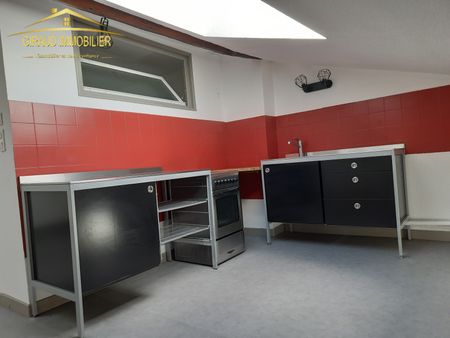 CHARLIEU T2 RUE JEAN MOREL - Photo 3