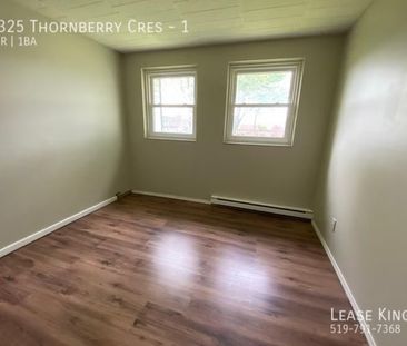 EAST WINDSOR CONDO WITHIN WALKING DISTANCE TO AMENITIES - Photo 5