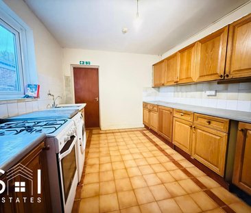 5 bedroom terraced house to rent - Photo 6